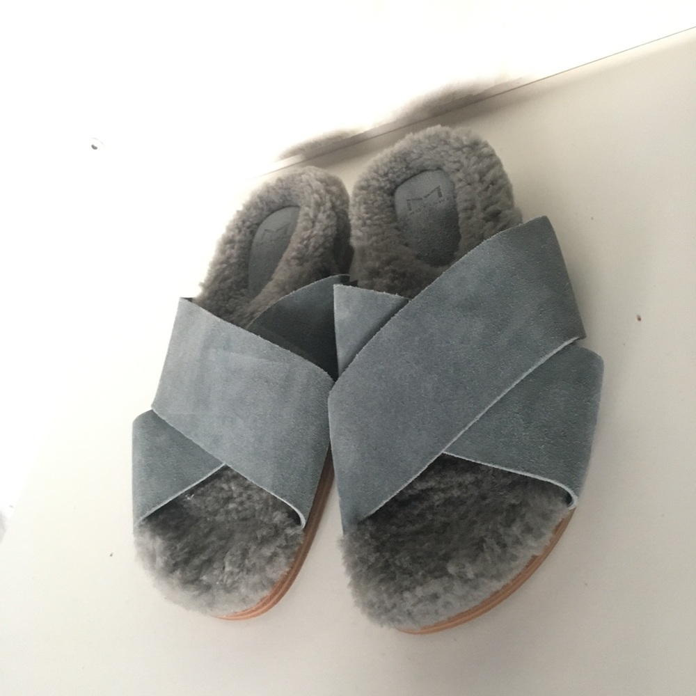 Marc Fisher NEW slippers fluffy 8
